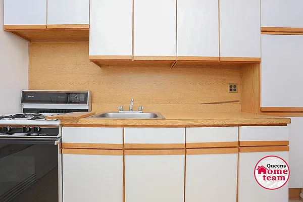 Sold by Keller Williams Realty Landmark II | media 30