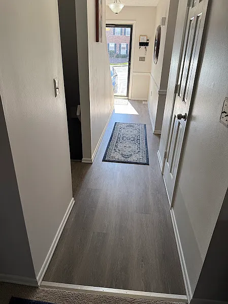 3 bed, 1899 sqft, $2,250 — Photo 2