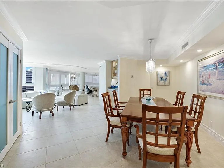 4041 Gulf Shore Blvd N #802 — Photo 16