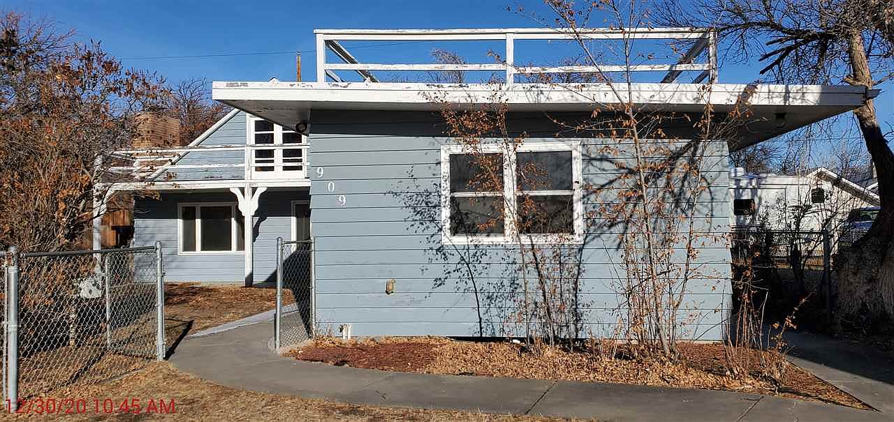 909 Grace Ave Worland Wy 82401 Zillow
