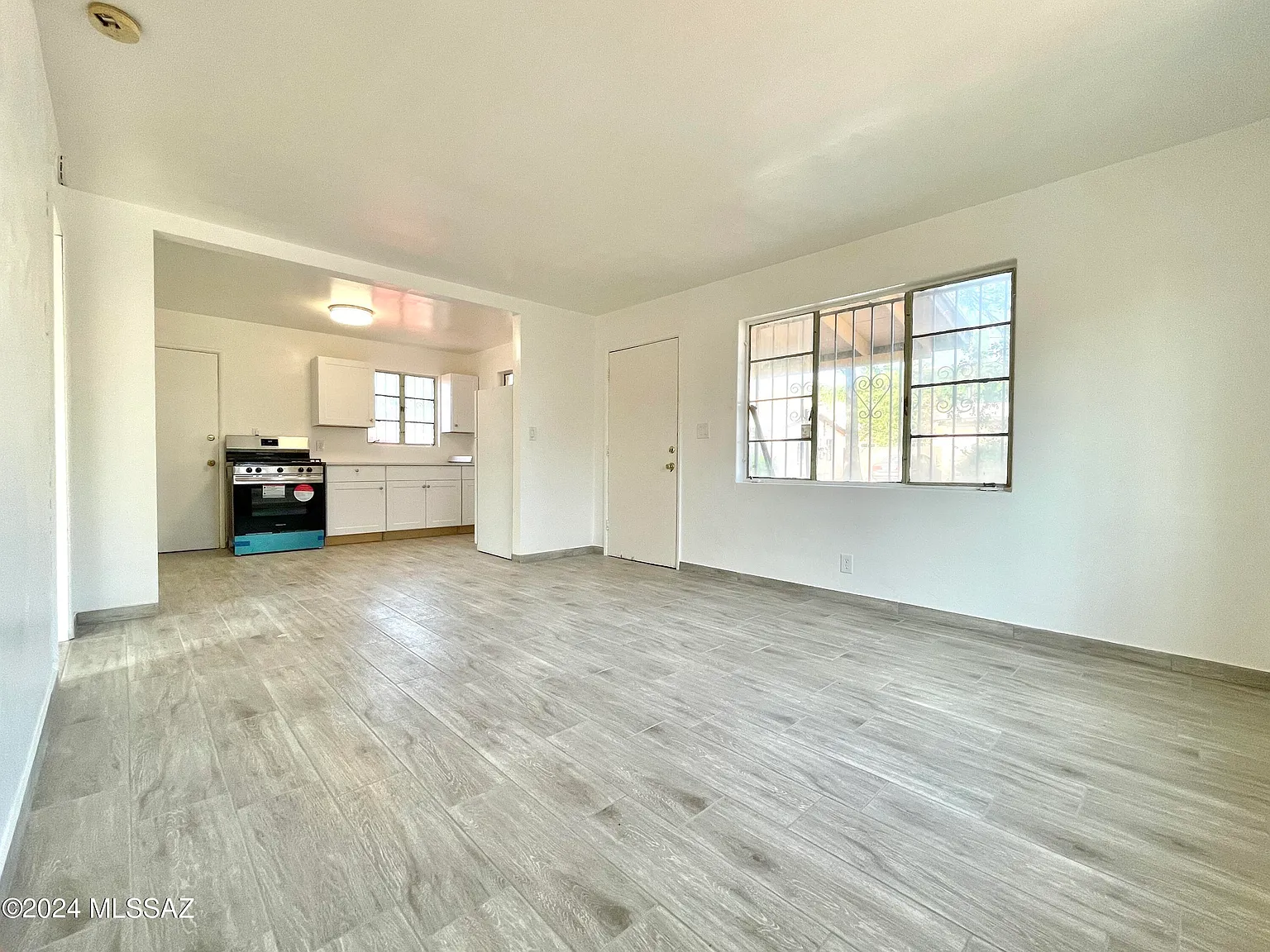 1 bed, 1.0 bath, 575 sqft, $950 — Photo 3