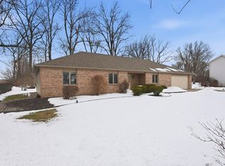 2303 Meadowsweet Ct, Fort Wayne, IN 46808