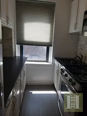 Rented by Halstead Real Estate | media 11
