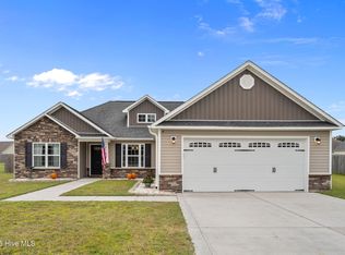 144 Prelude Dr, Richlands, NC 28574