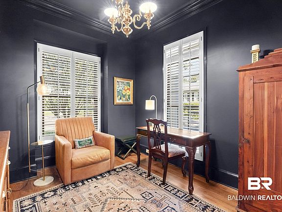 4th image of 4 Savannah Ct