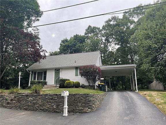 4th image of 31 Julien St