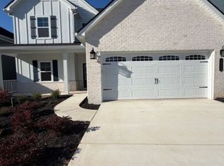 1812 Melton Meadows Dr, Maryville, TN 37803