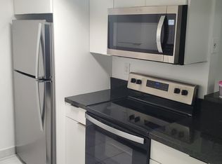 7205 Miami Lakes Dr APT B, Hialeah, FL 33014