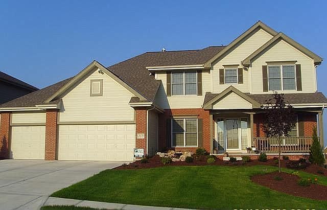 1st image of 3679 S 188th St