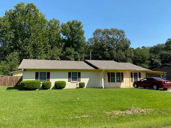 130 Greenforest Trl, Nash, TX 75569