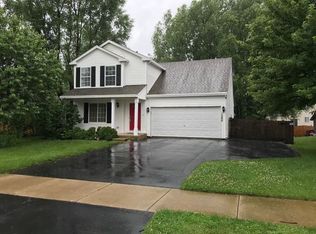 1280 Yellowpine Dr, Aurora, IL 60506