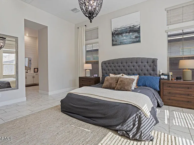 21147 W Hillcrest Blvd — Photo 14