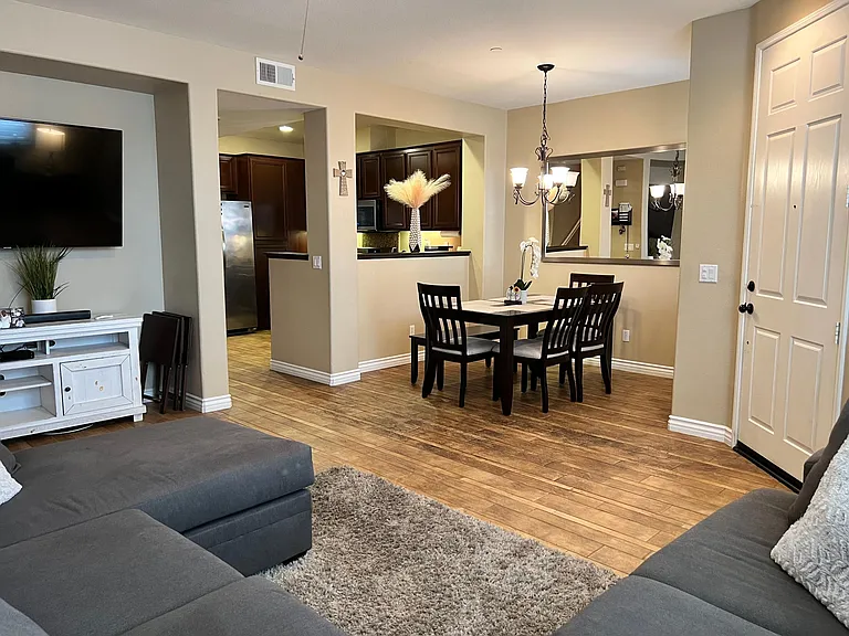 26081 Iris Ave #C — Photo 7