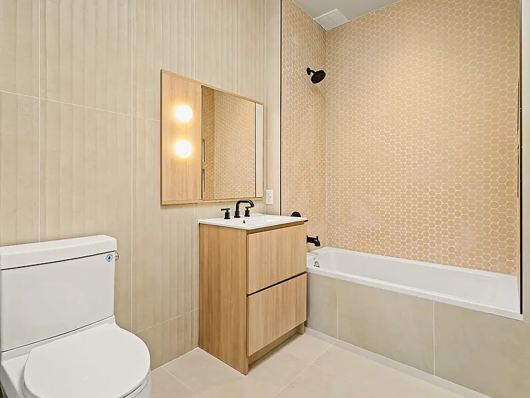 733 Lincoln Pl #1213 — Photo 8