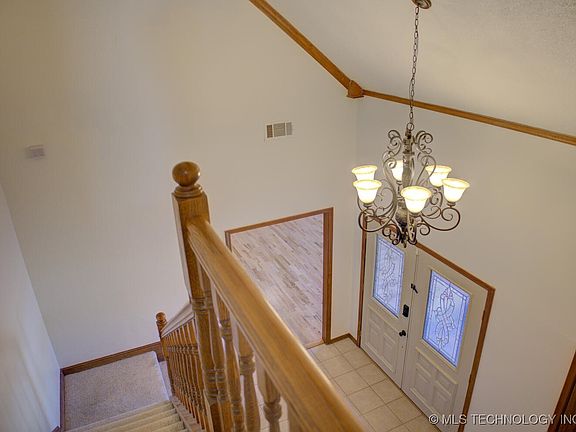 5th image of 8637 S 73rd East Ave