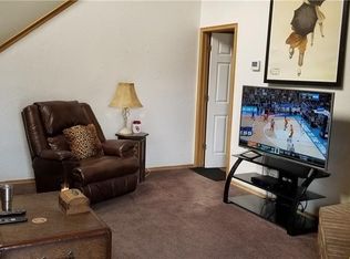 2405 Lakecrest Dr, Moore, OK 73170