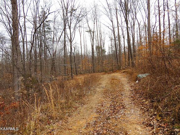 4th image of 765 S South High Knob Rd
