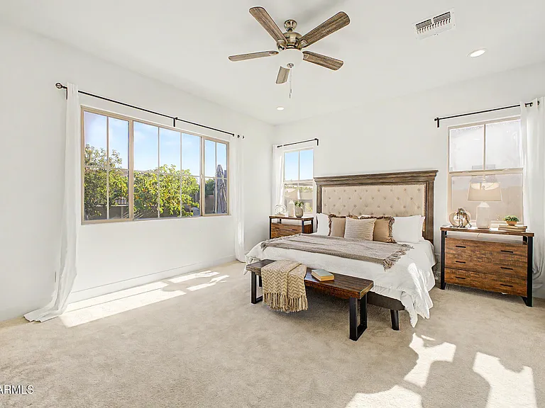 2083 E Scorpio Pl — Photo 25