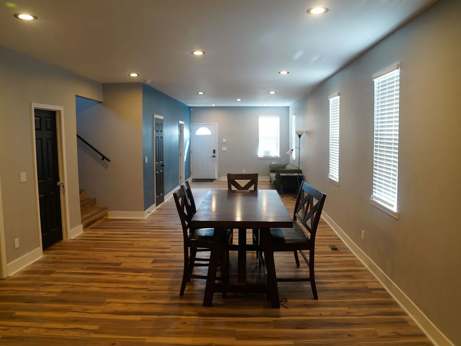 8 bed, 7.5 bath, 4668 sqft, $6,500 — Photo 3
