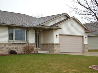 340 Lindale St, Belgium, WI 53004