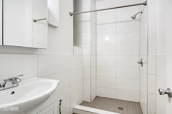 Rented by Citi Habitats | media 14