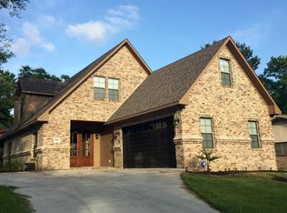 1401 Cross Lake Cir, Shreveport, LA 71109