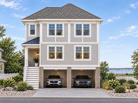 3rd image of 14 Meadow View Ln