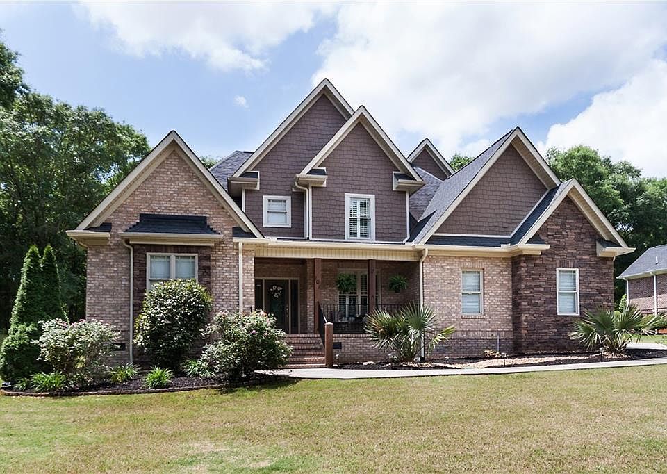 1st image of 108 Creekwalk Dr