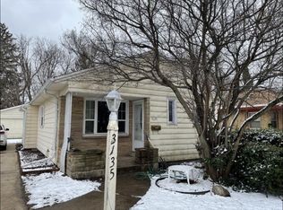 3135 W Reichert Pl, Milwaukee, WI 53209