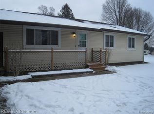3982 Cemetery Rd, Fowlerville, MI 48836