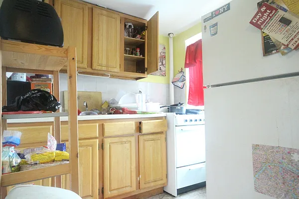 Rented by Rental Solutions Inc | media 6