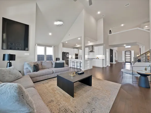 449 Beechwood Dr, Lavon, TX 75166