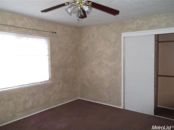 3rd image of 6317 Hemet Ave