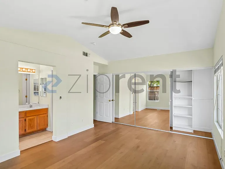 6444 Half Dome Ct — Photo 17