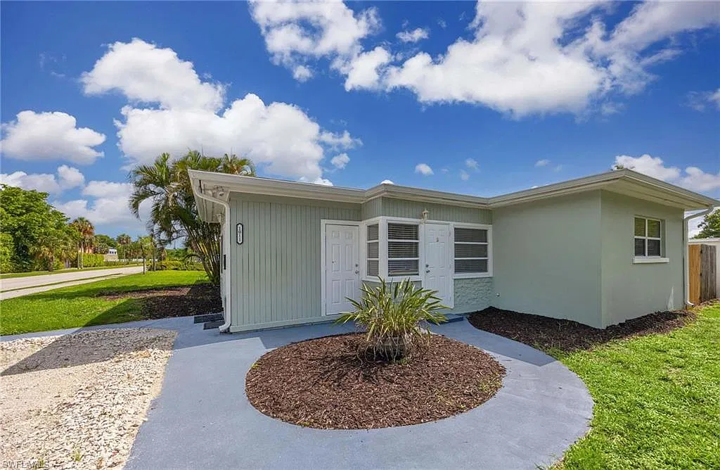 1 bed, 1.0 bath, 800 sqft, $2,000 — Photo 1