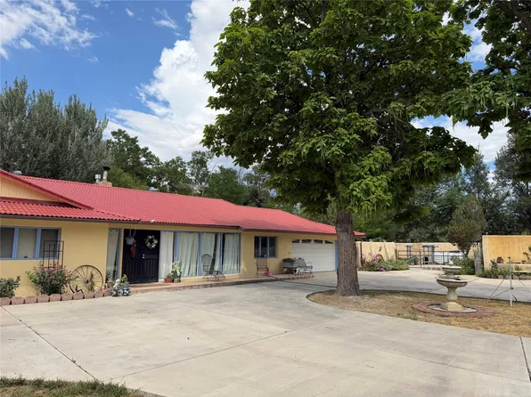 53 Bouquet Ln, Santa Fe, NM 87506
