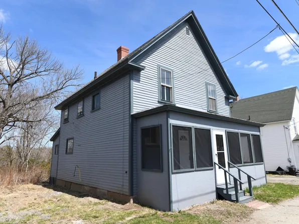 24 Second Street, Milo, ME 04463