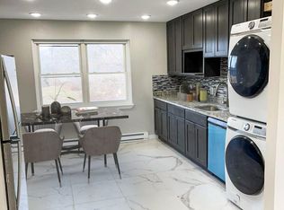 281 Brandegee Ave #14, Groton, CT 06340