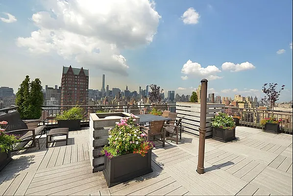 Rented by David Francis New York LLC | media 10