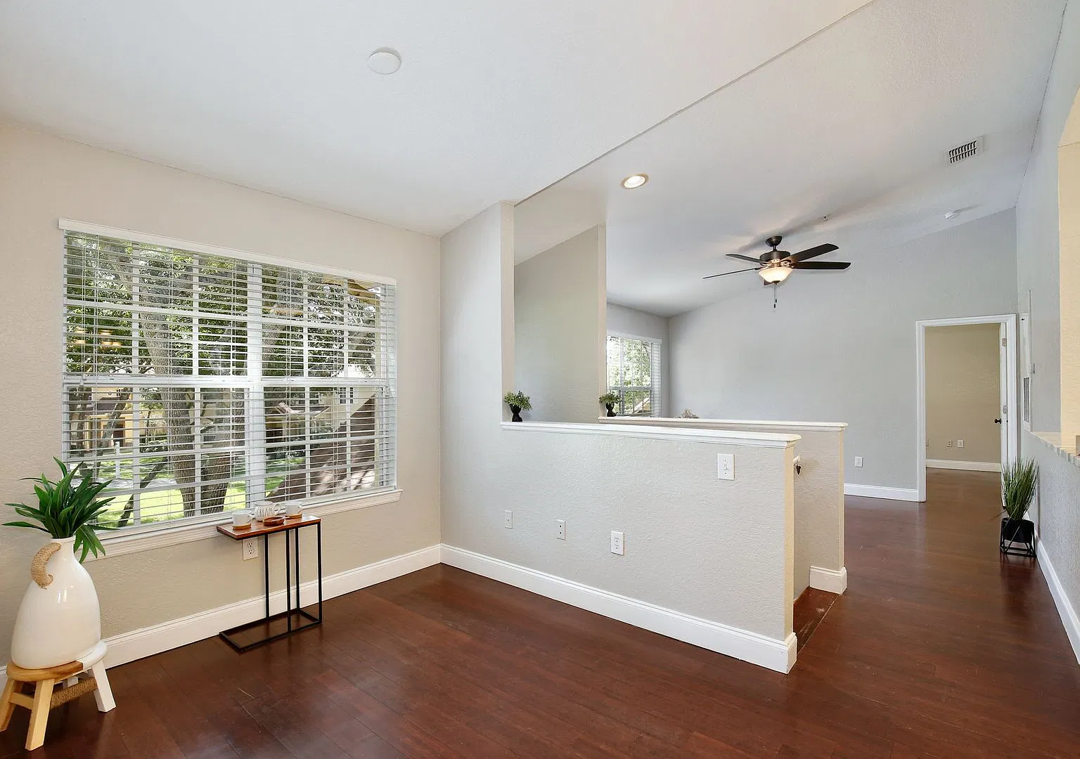860 Grand Regency Pointe #205 (9) — Photo 3