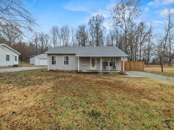 310 Atherton St, Livermore, KY 42352