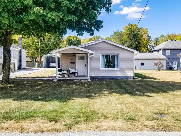 512 N Adams St, Knightstown, IN 46148