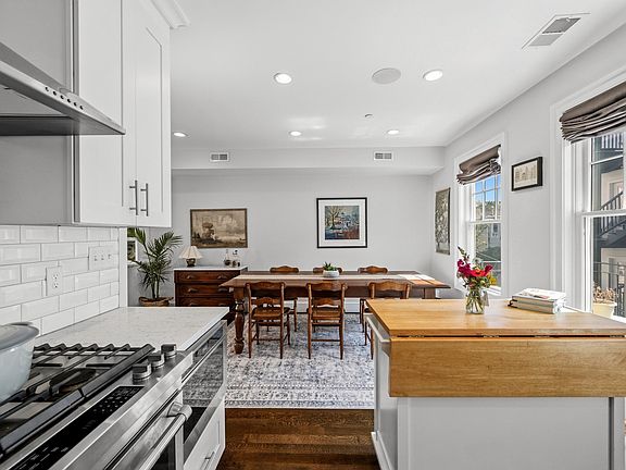 3rd image of 213 W 5th St #2