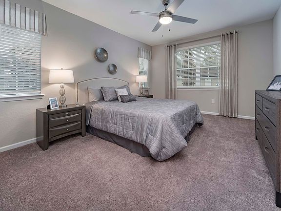 4th image of 402 Tuscan Reserve Dr #734