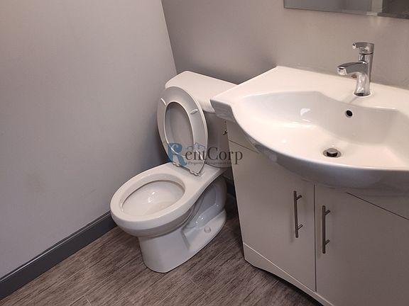 5th image of 313-77 Leland St #313