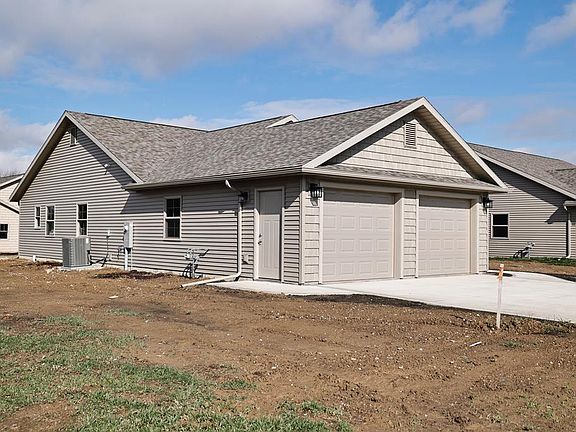 4th image of 113 Kincora Dr