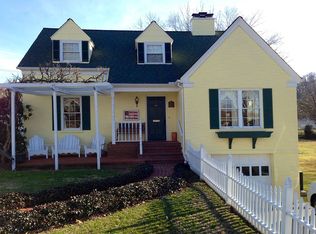 59 9th Ave, Saint Albans, WV 25177