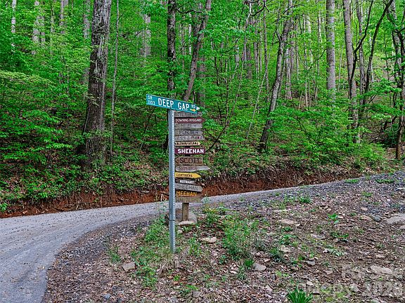 4th image of 1161 Deep Gap Rd