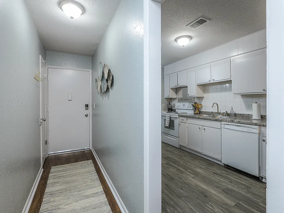 8325 & 8327 Lowell Ave