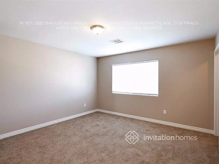 5009 Morning Falls Ave — Photo 10